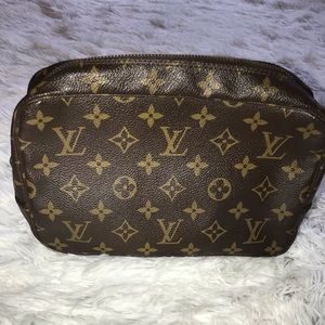 Louis Vuitton Monogram Trousse 28